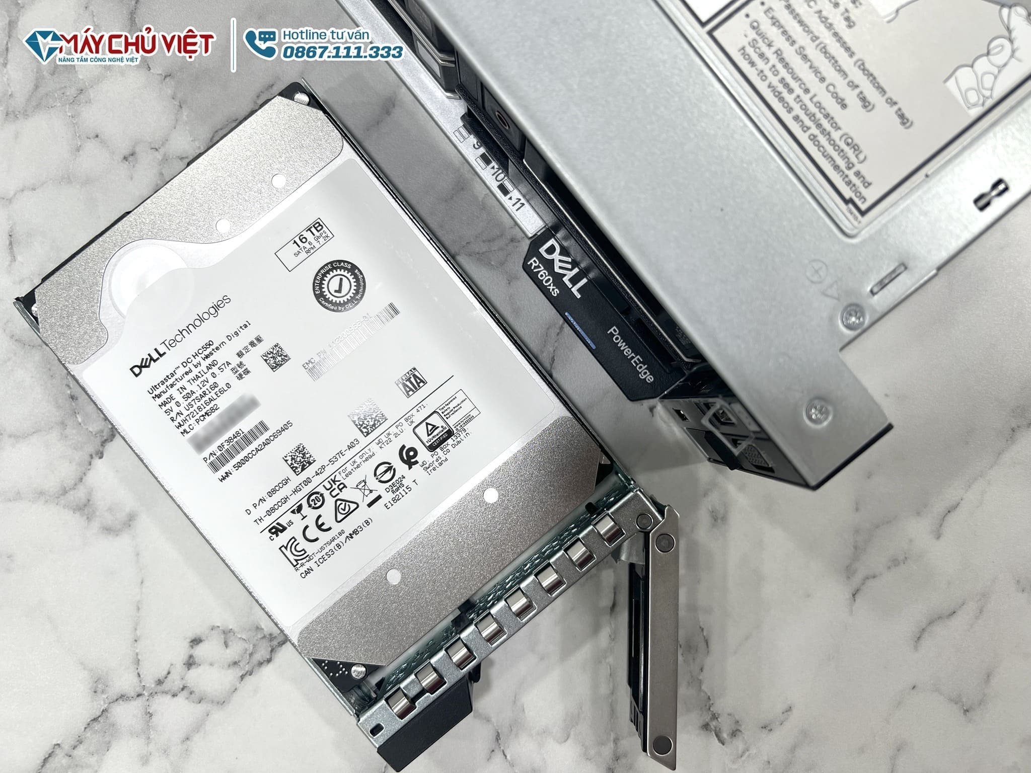 Máy Chủ Dell PowerEdge R760xs - 12x3.5"(F) + 2x2.5"(R)